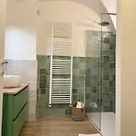 Via Scale Apartments, Como, Appartamento *