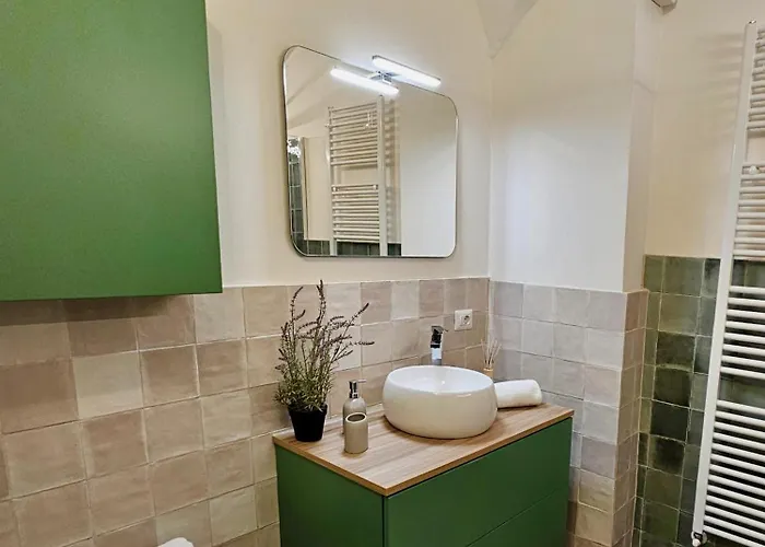 Via Scale Apartments, Como, Апартаменты Brienno