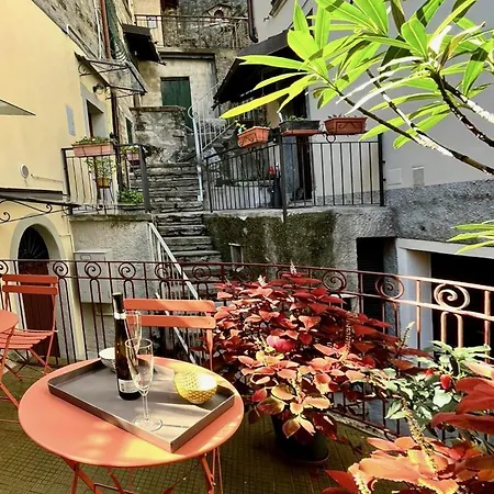 Via Scale Apartments, Como, * Brienno