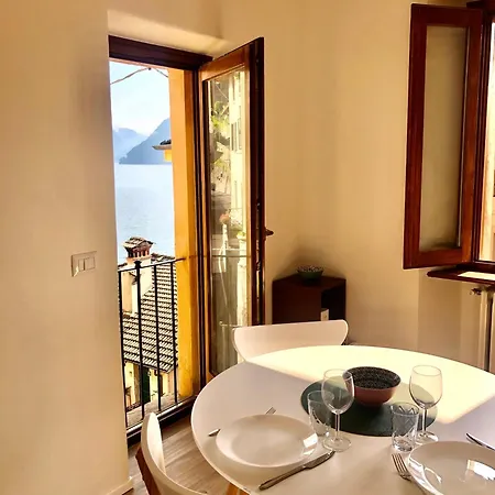 Via Scale Apartments, Como, Apartman Brienno