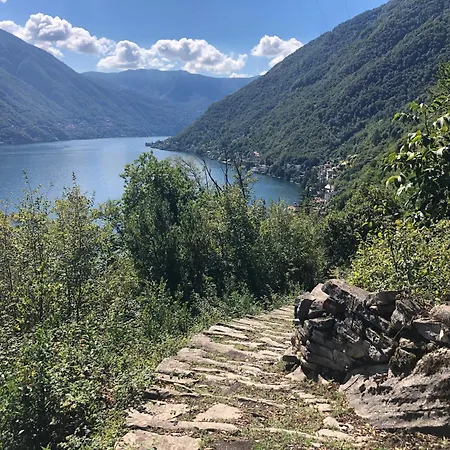 Via Scale Apartments, Como, Brienno