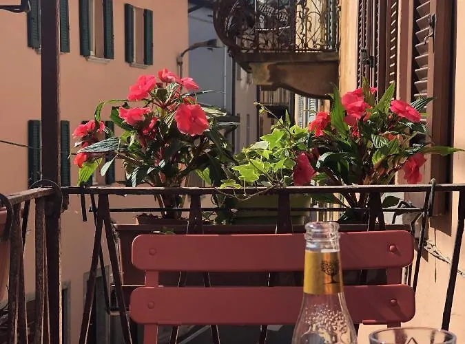 Via Scale Apartments, Como, Apartment