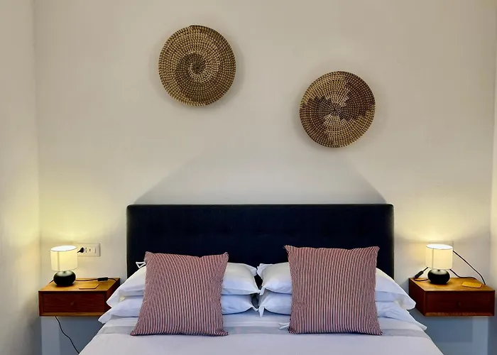 Apartamento Via Scale Apartments, Como, *