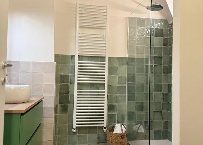 Via Scale Apartments, Como, Apartment *