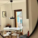 Διαμέρισμα Via Scale Apartments, Como,
